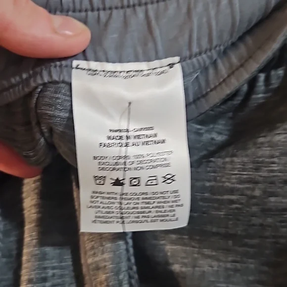 Nike Men's Dri-FIT Yoga 5" Unlined Shorts: GRAY: NEW WITH TAGS: SIZE S